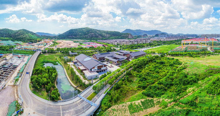 1589459942500279tAH1.jpg 5.14 小镇新闻照片_副本.jpg