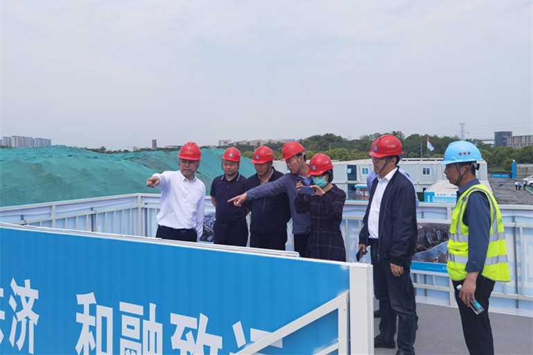 1683269288351262uggd.jpg 0428市水利局调研_副本.jpg