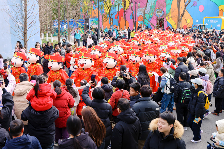 1771983082888652mJyE.jpg 春节5_副本.jpg